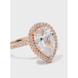 ALDO ~Daoria Ring (NWT)